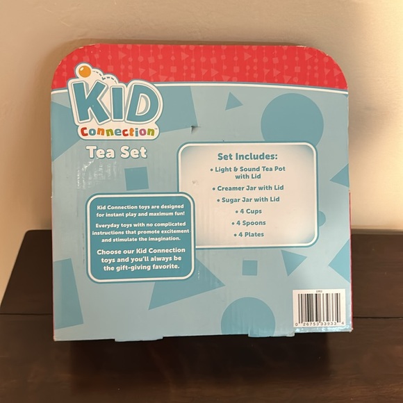 Kid Connection Tea Set with Light and Sound 18 Pieces - Picture 2 of 2